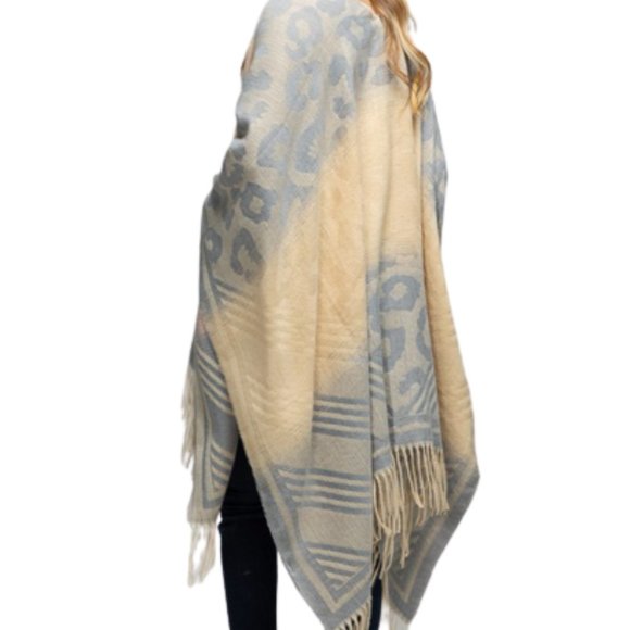 Gorgeous Animal Print Color Block Ruana - Picture 2 of 3
